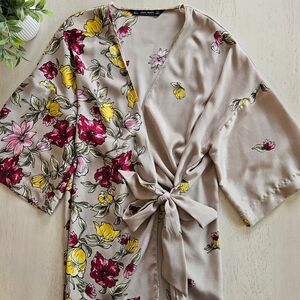Zara Basic Collection Elegant Floral Blouse